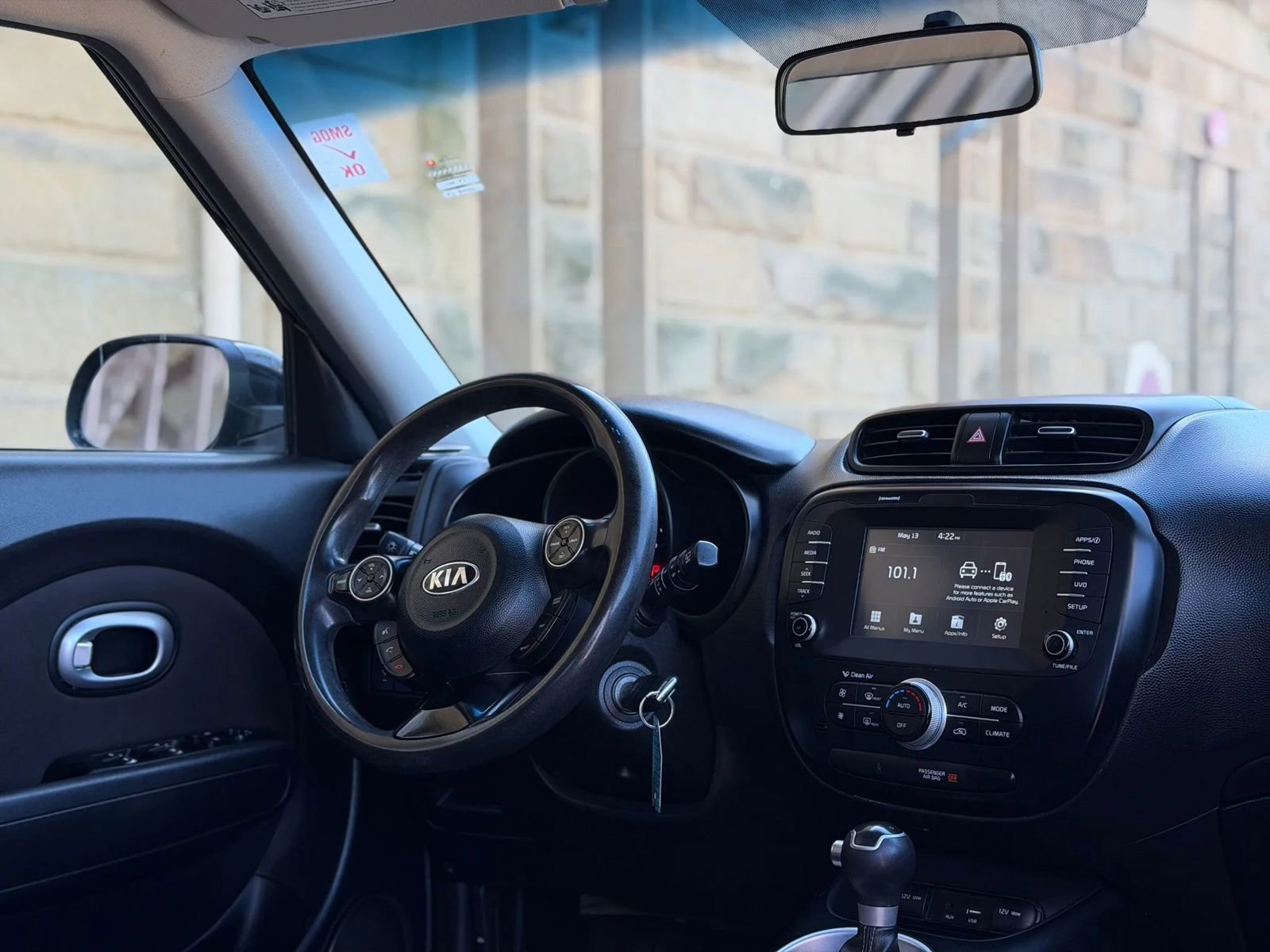 Used 2018 Kia Soul + FWD image 11