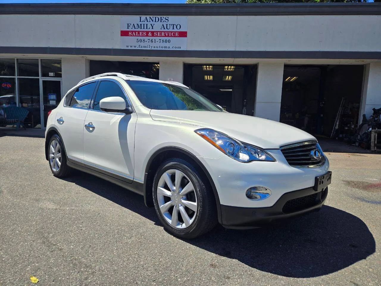 Used 2013 INFINITI EX37 Journey w/ Premium Pkg image 40