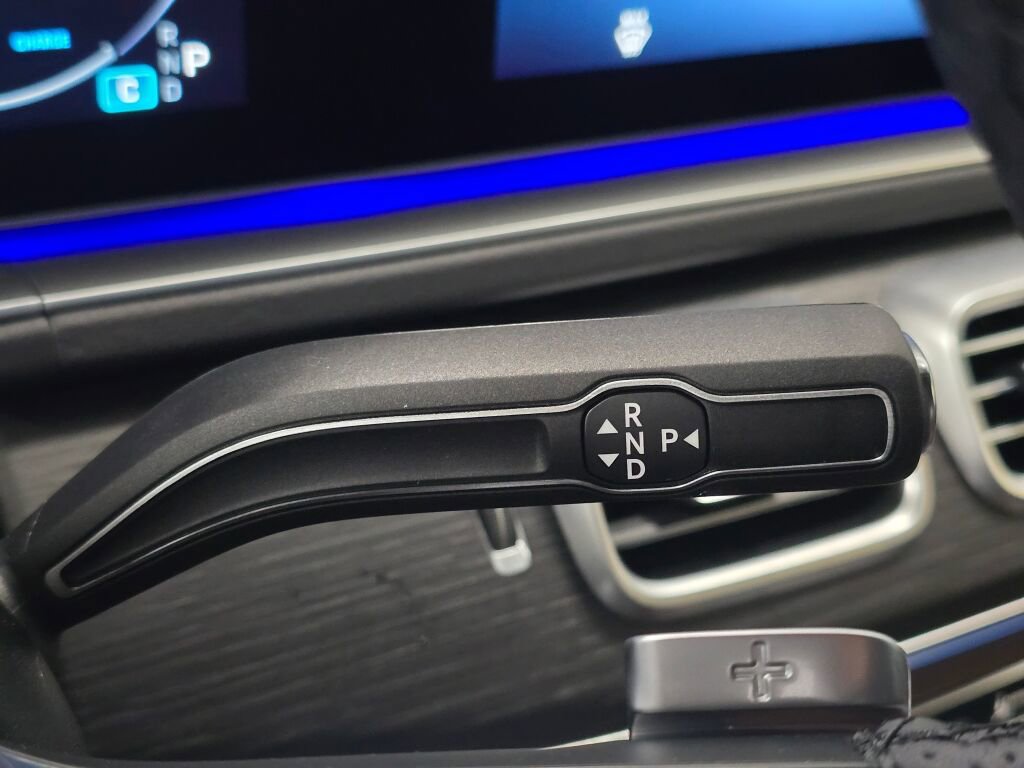 New 2026 Mercedes-Benz GLS 450 4MATIC image 16