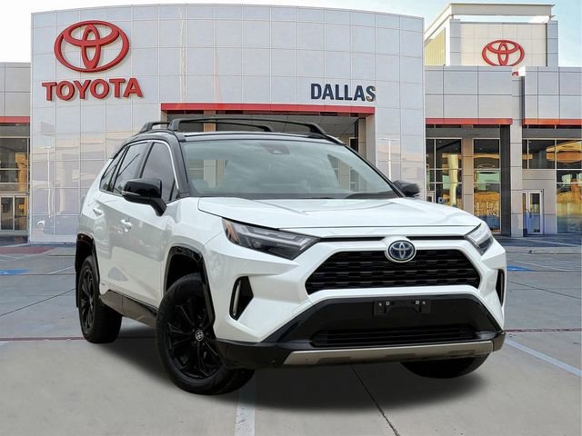 Used 2023 Toyota RAV4 XSE AWD/4WD image 1
