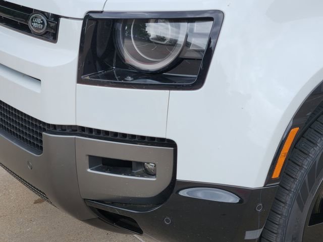New 2026 Land Rover Defender 110 V8 image 5