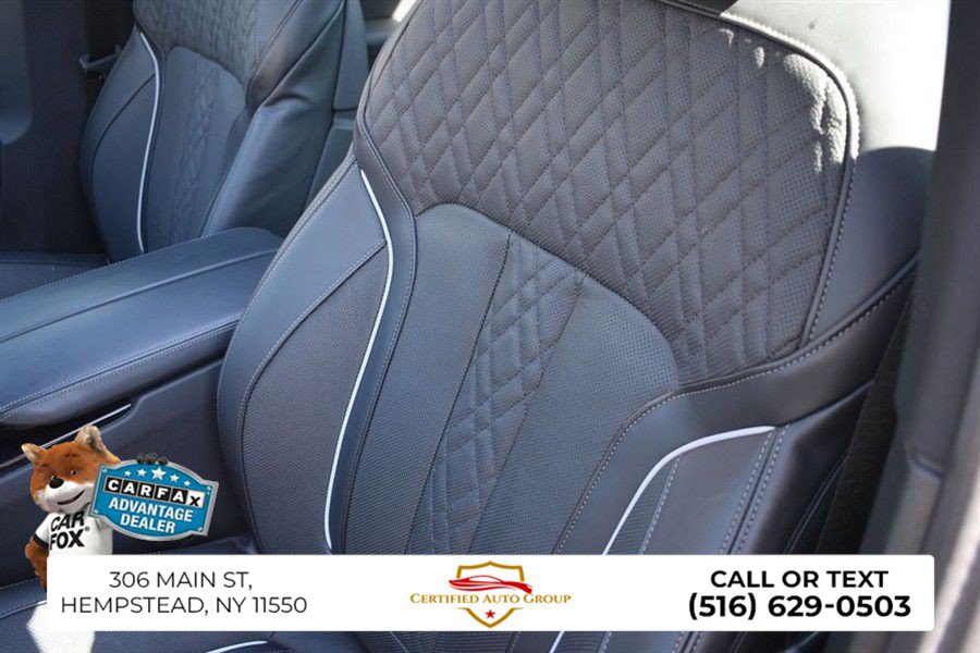 Used 2023 BMW 530e xDrive w/ Premium Package AWD/4WD image 9