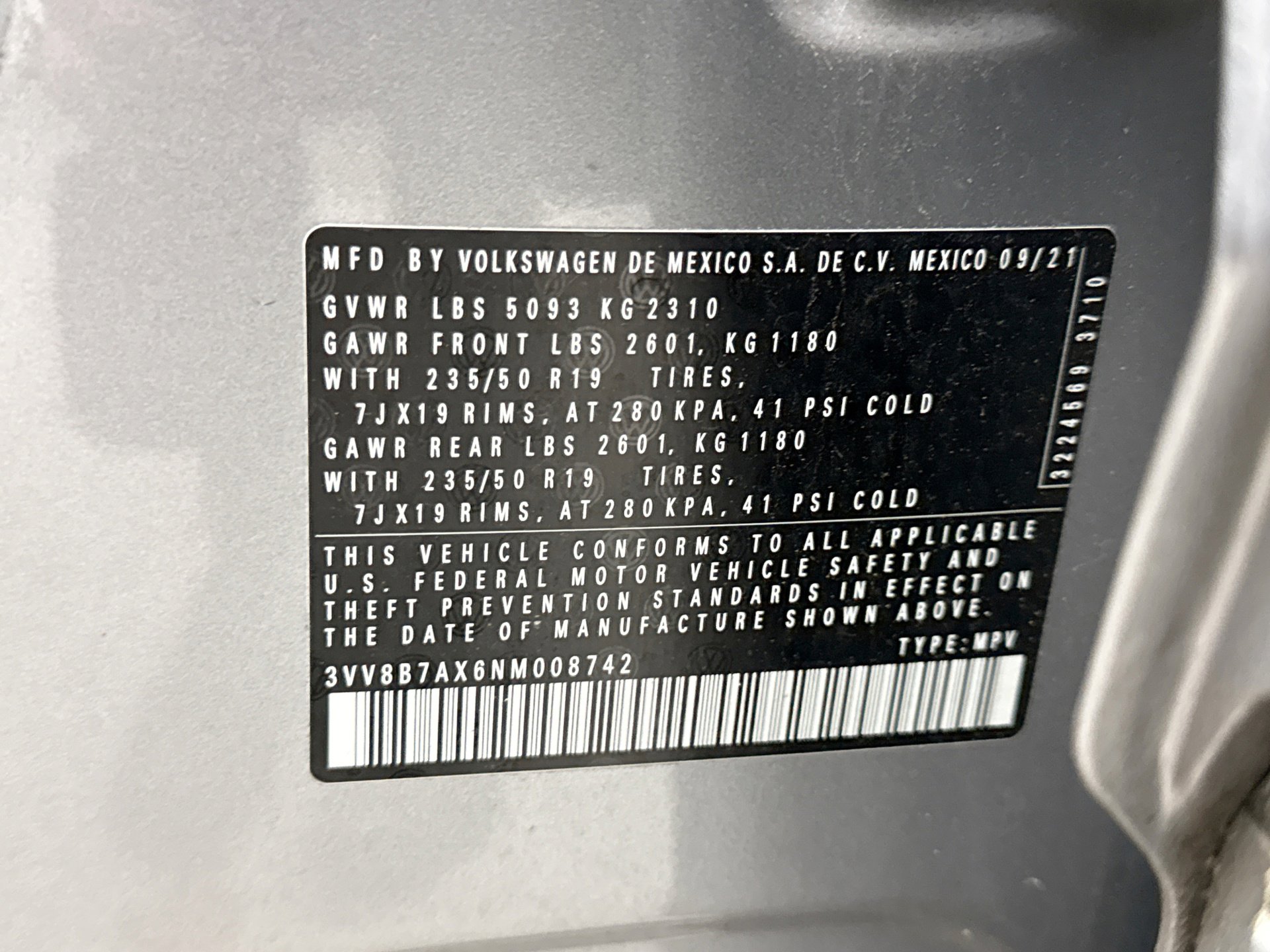 Used 2022 Volkswagen Tiguan SE R-Line AWD/4WD image 12