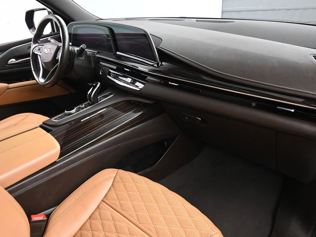 Used 2022 Cadillac Escalade Premium Luxury image 24