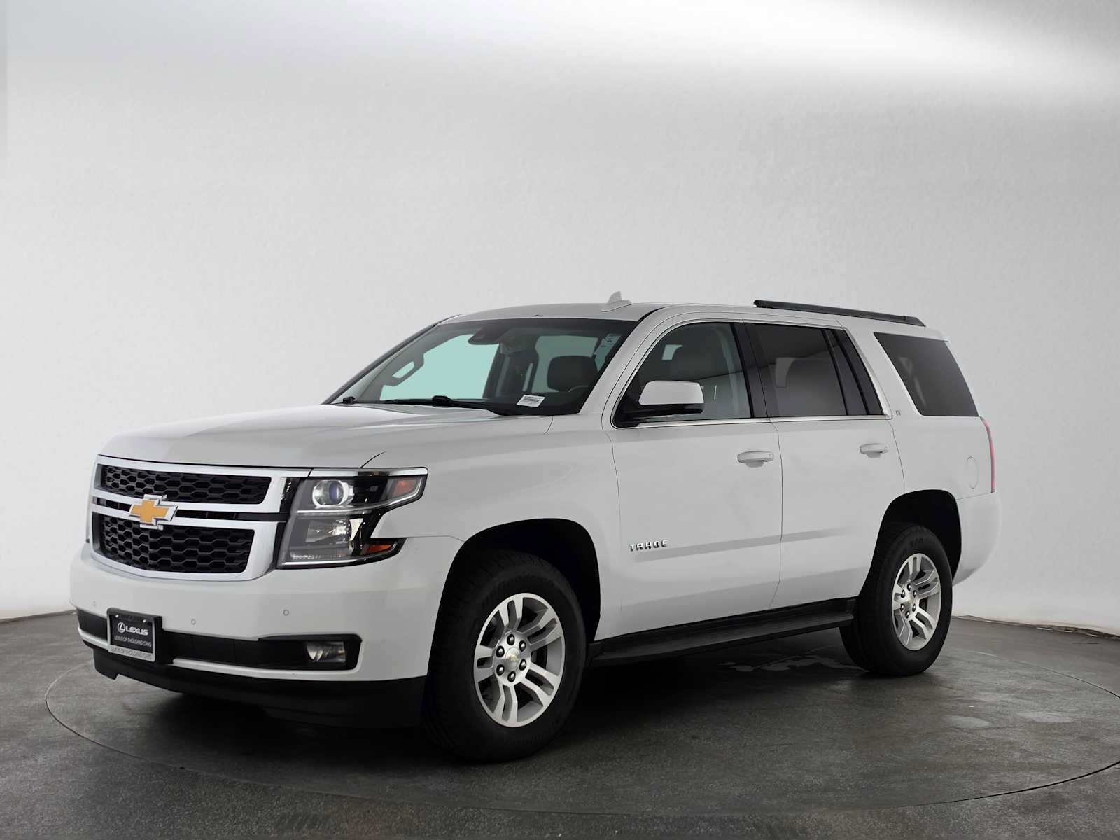Used 2016 Chevrolet Tahoe LT w/ Luxury Package AWD/4WD image 7