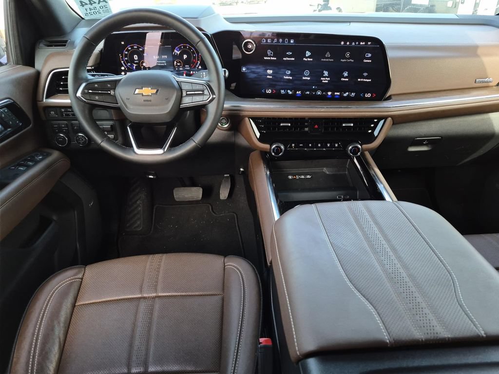 Used 2025 Chevrolet Tahoe High Country w/ Sun And Tow Package AWD/4WD image 19