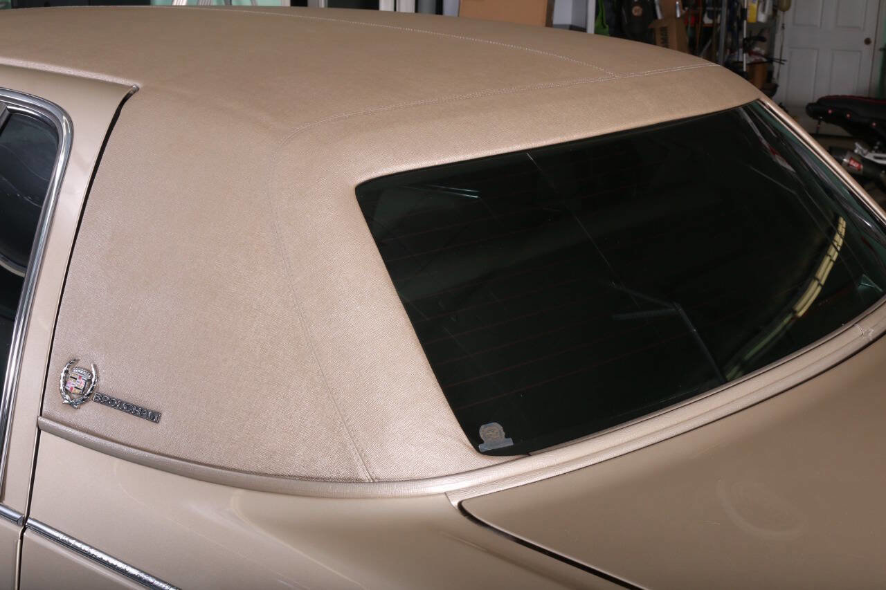 Used 1994 Cadillac Fleetwood Brougham RWD image 48