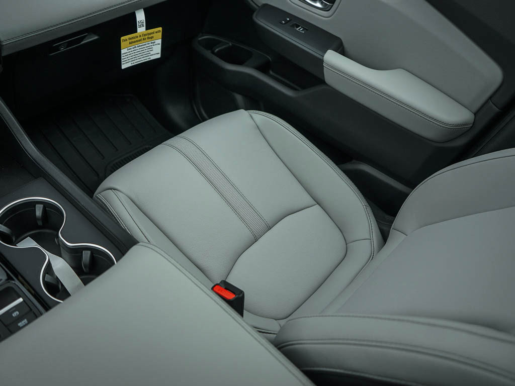 New 2025 Honda Pilot Touring image 27
