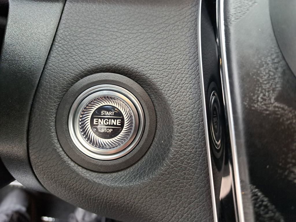 Used 2021 Mercedes-Benz GLC 63 AMG 4MATIC image 27