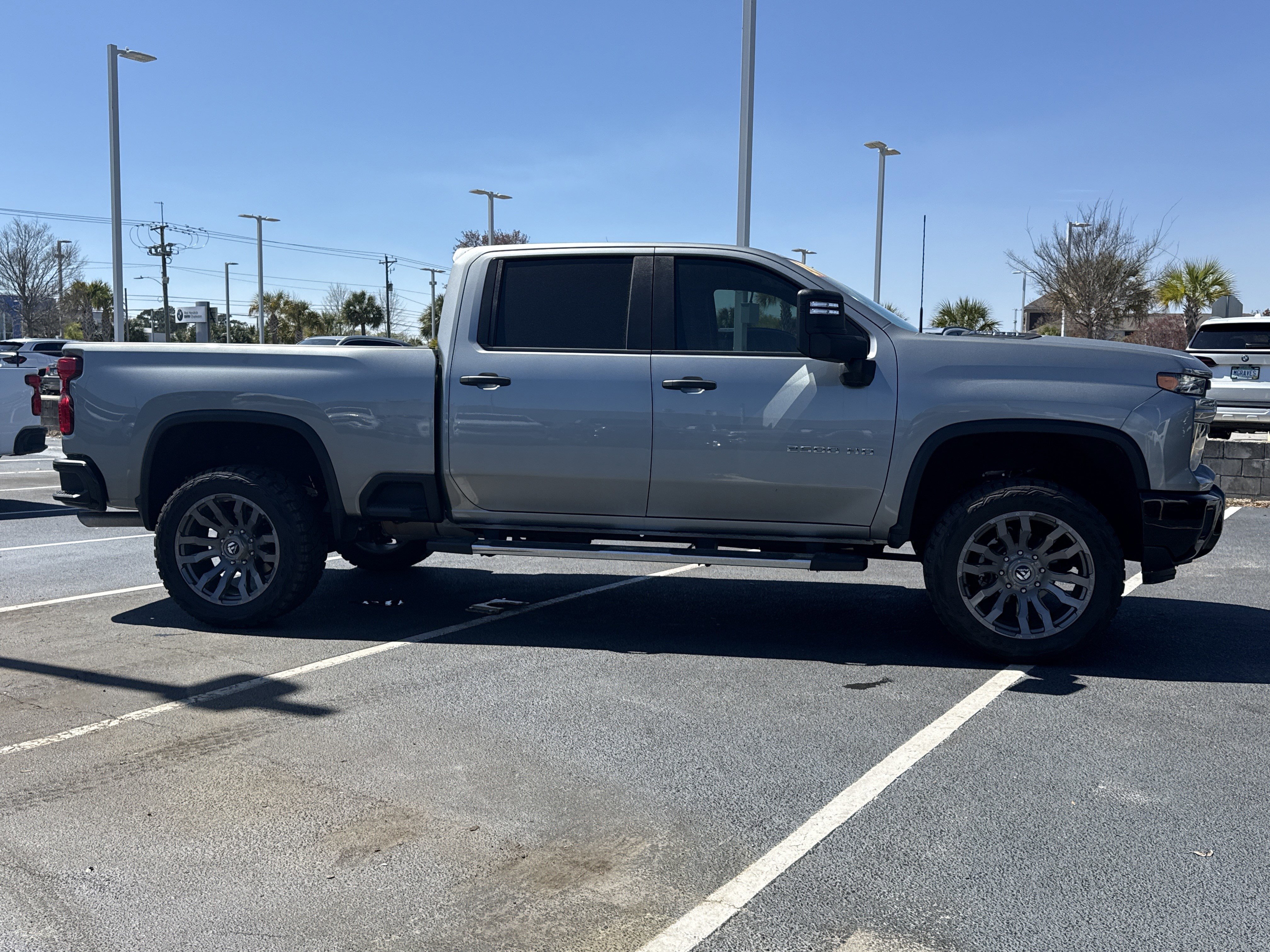 Used 2024 Chevrolet Silverado 2500 Custom w/ Custom Value Package image 15