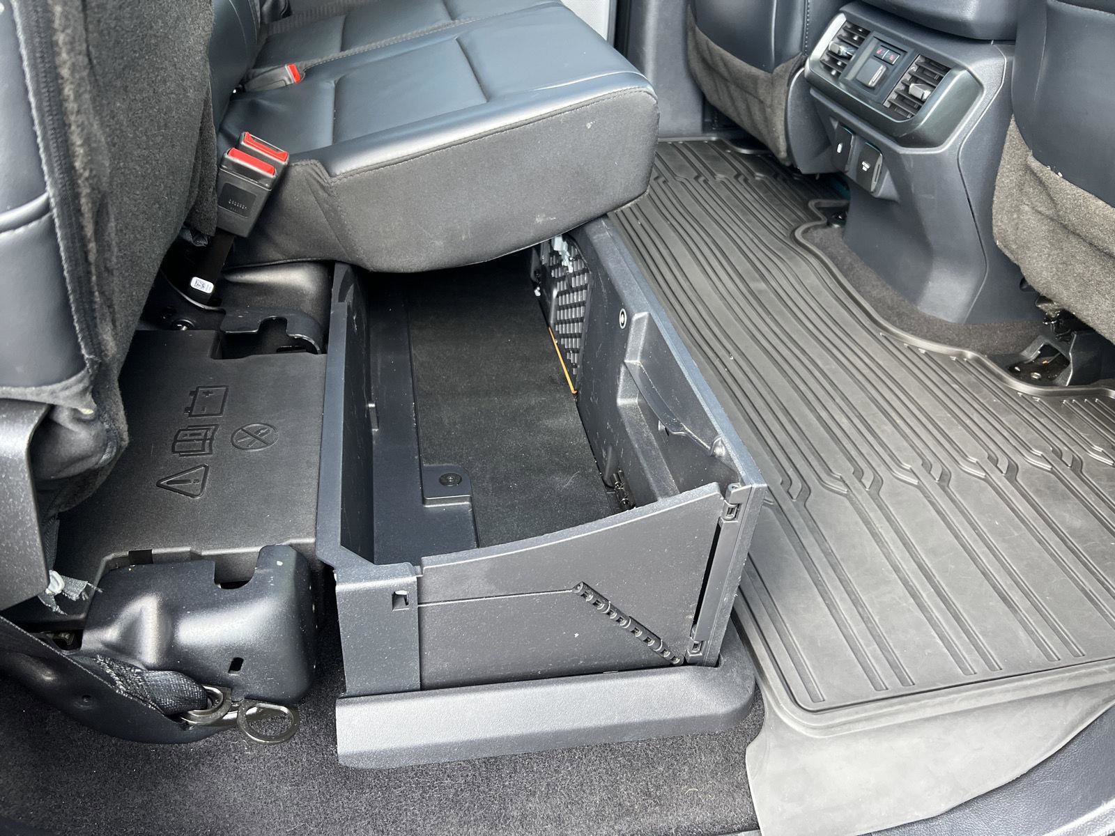 Used 2023 Ford F150 Raptor w/ Raptor 37 Performance Package AWD/4WD image 19