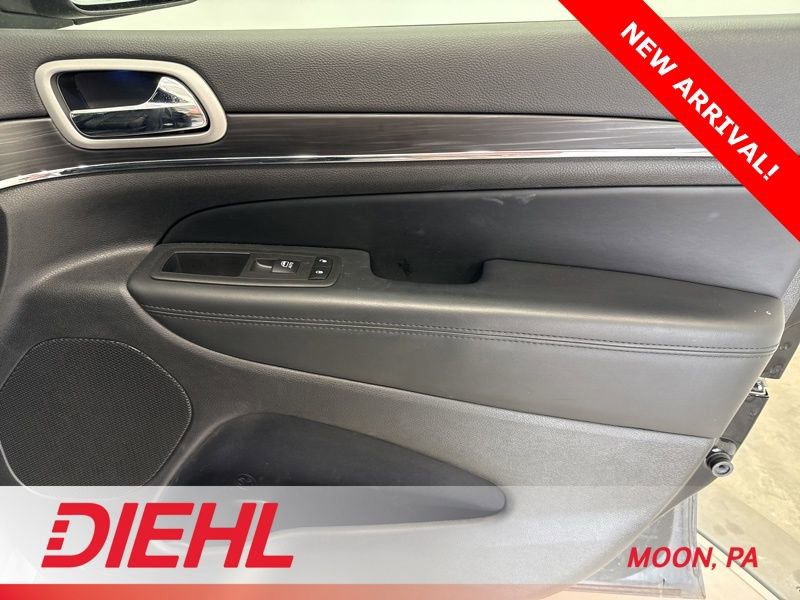 Used 2021 Jeep Grand Cherokee Limited AWD/4WD image 16