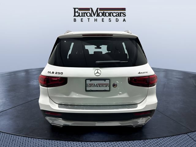 Used 2023 Mercedes-Benz GLB 250 4MATIC image 4