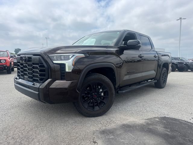 Used 2025 Toyota Tundra Limited w/ TRD Off-Road Package AWD/4WD 360° Tour