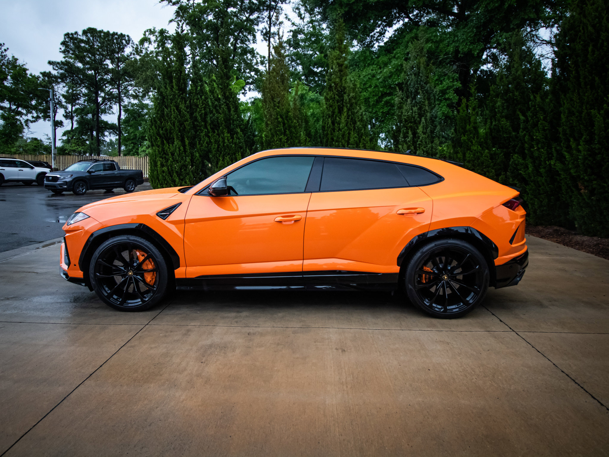 Used 2022 Lamborghini Urus AWD/4WD image 8