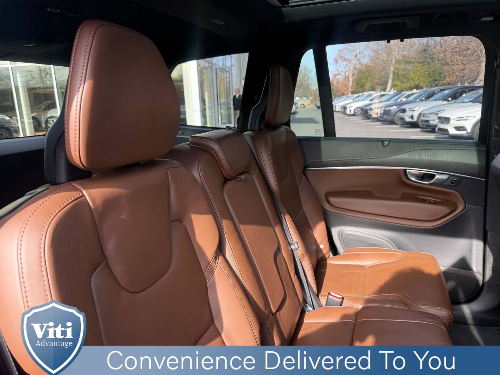 Certified 2024 Volvo XC90 B6 Ultimate w/ Protection Package Premier image 28