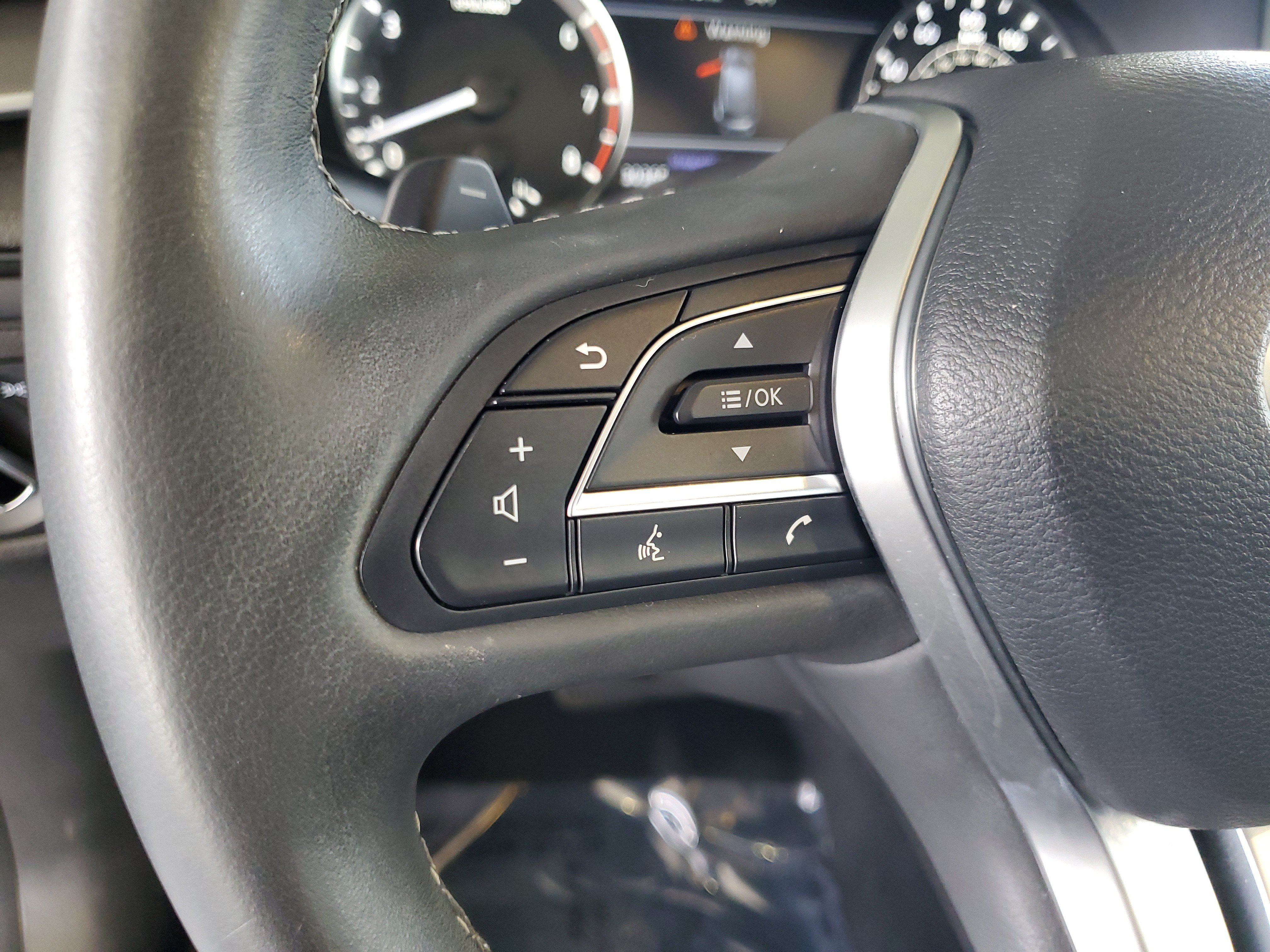 Used 2023 INFINITI QX50 Luxe FWD image 24