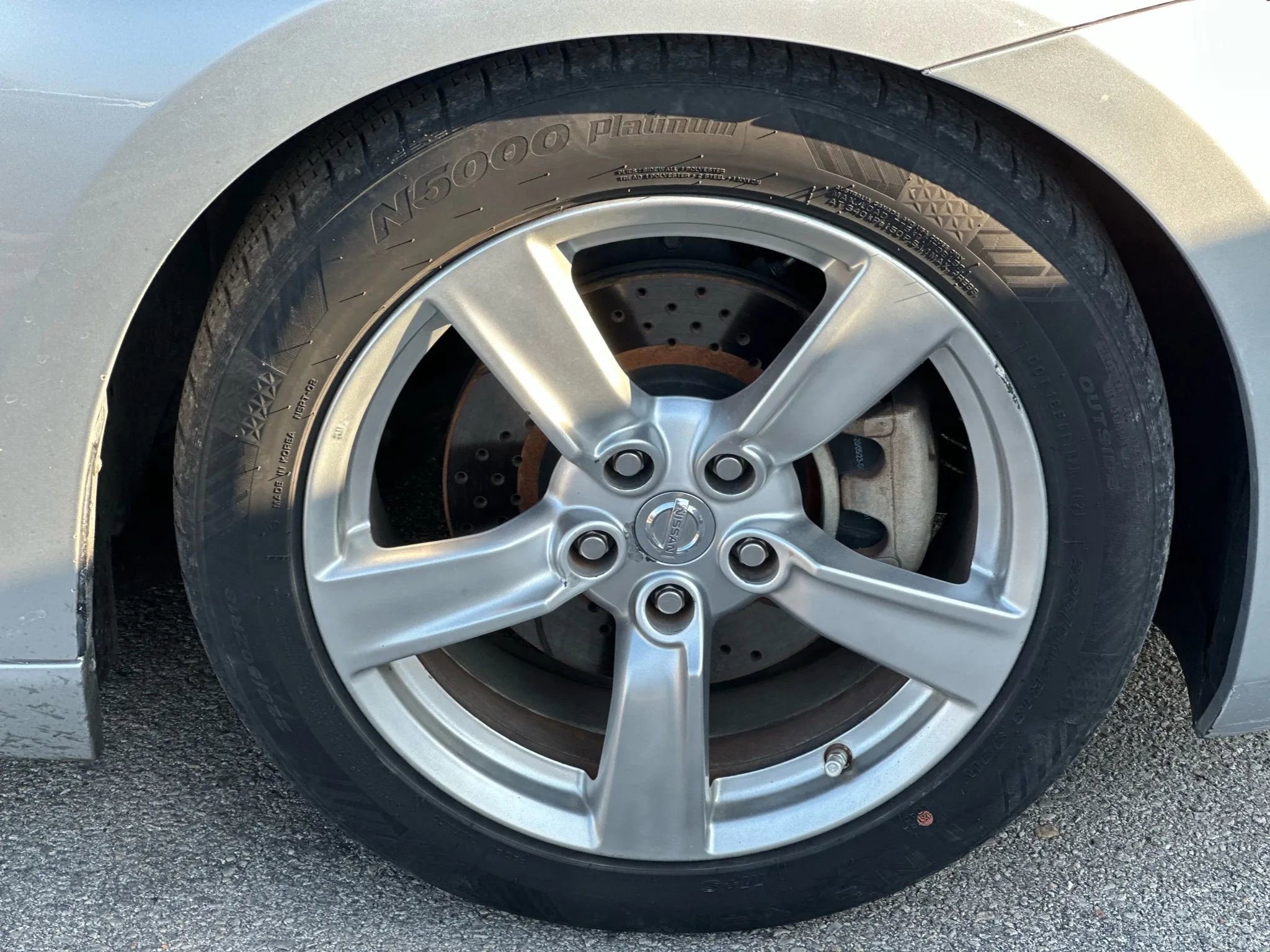 Used 2009 Nissan 370Z Touring image 25