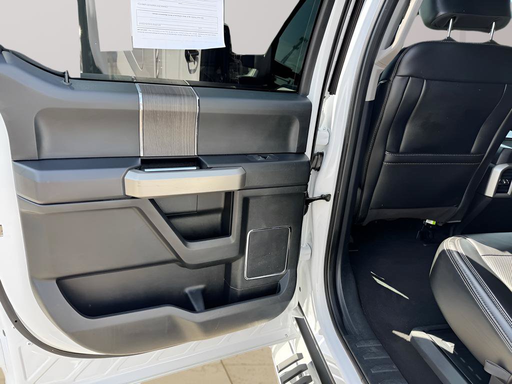 Used 2020 Ford F350 Lariat w/ Chrome Package AWD/4WD image 30