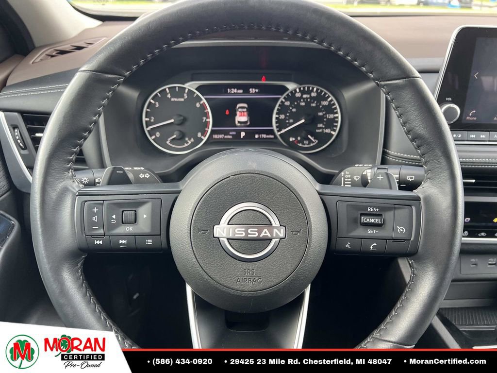 Used 2023 Nissan Rogue S AWD/4WD image 17