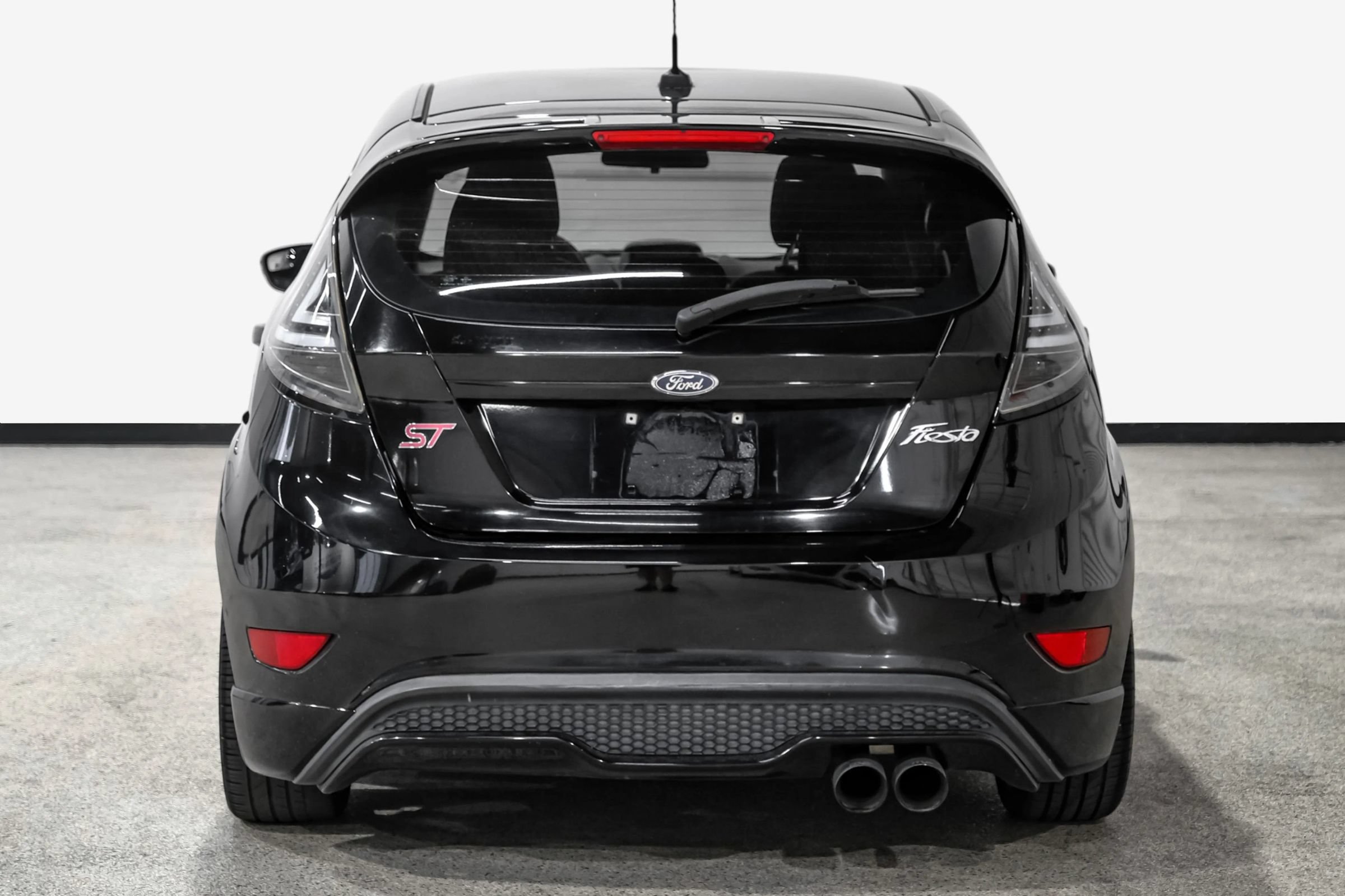 Used 2017 Ford Fiesta ST FWD image 7