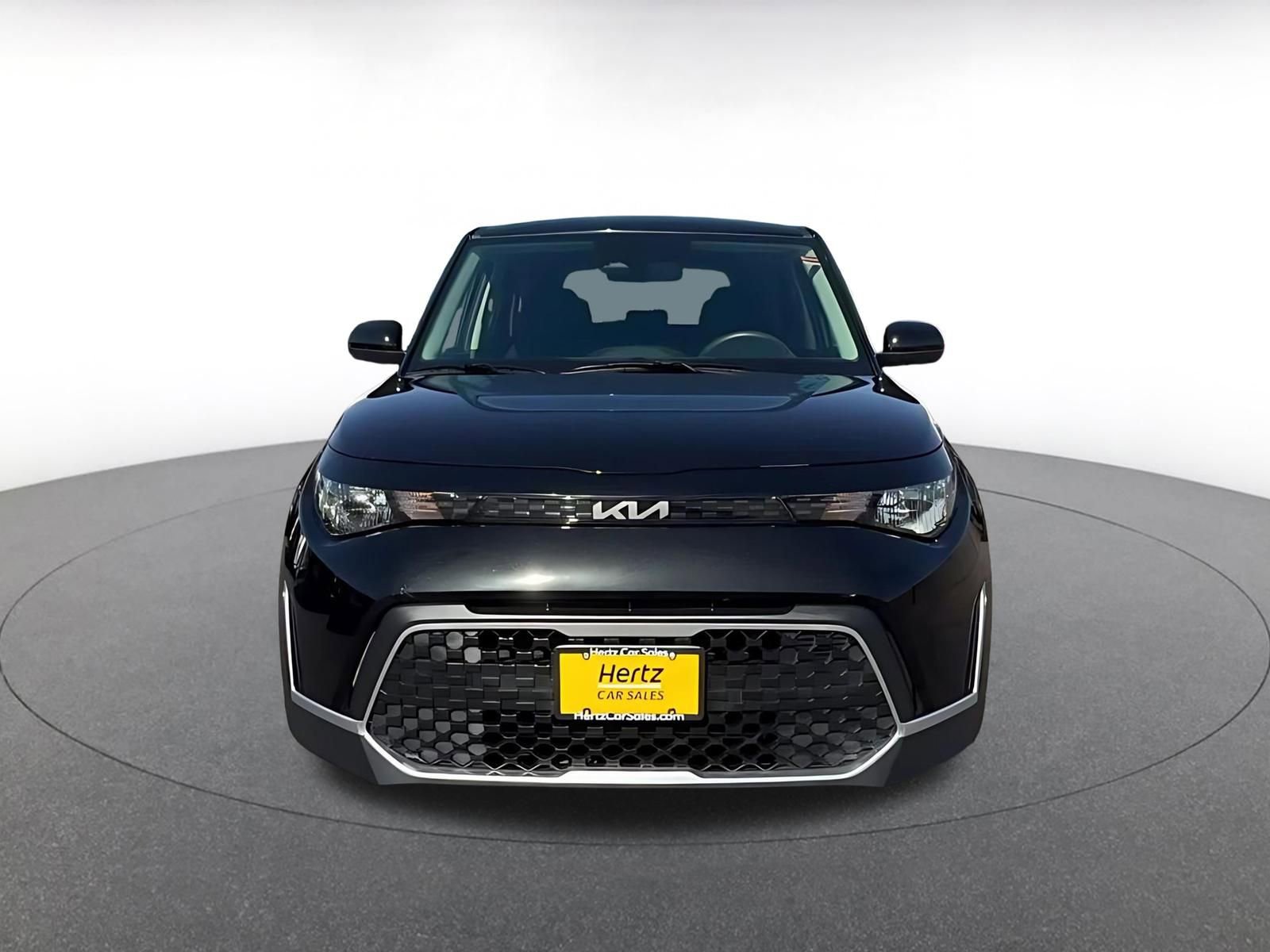 Used 2025 Kia Soul LX w/ LX Technology Package image 4