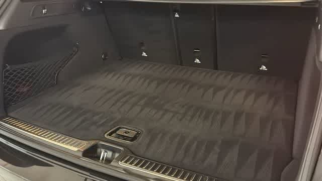 Used 2022 Mercedes-Benz GLC 300 4MATIC image 33