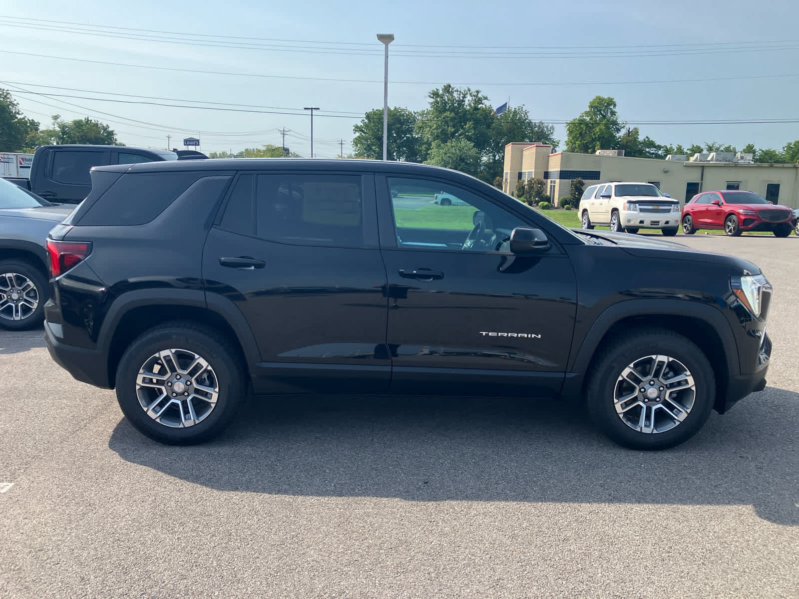 New 2027 GMC Terrain Elevation w/ LPO, Floor Liner Package AWD/4WD image 8