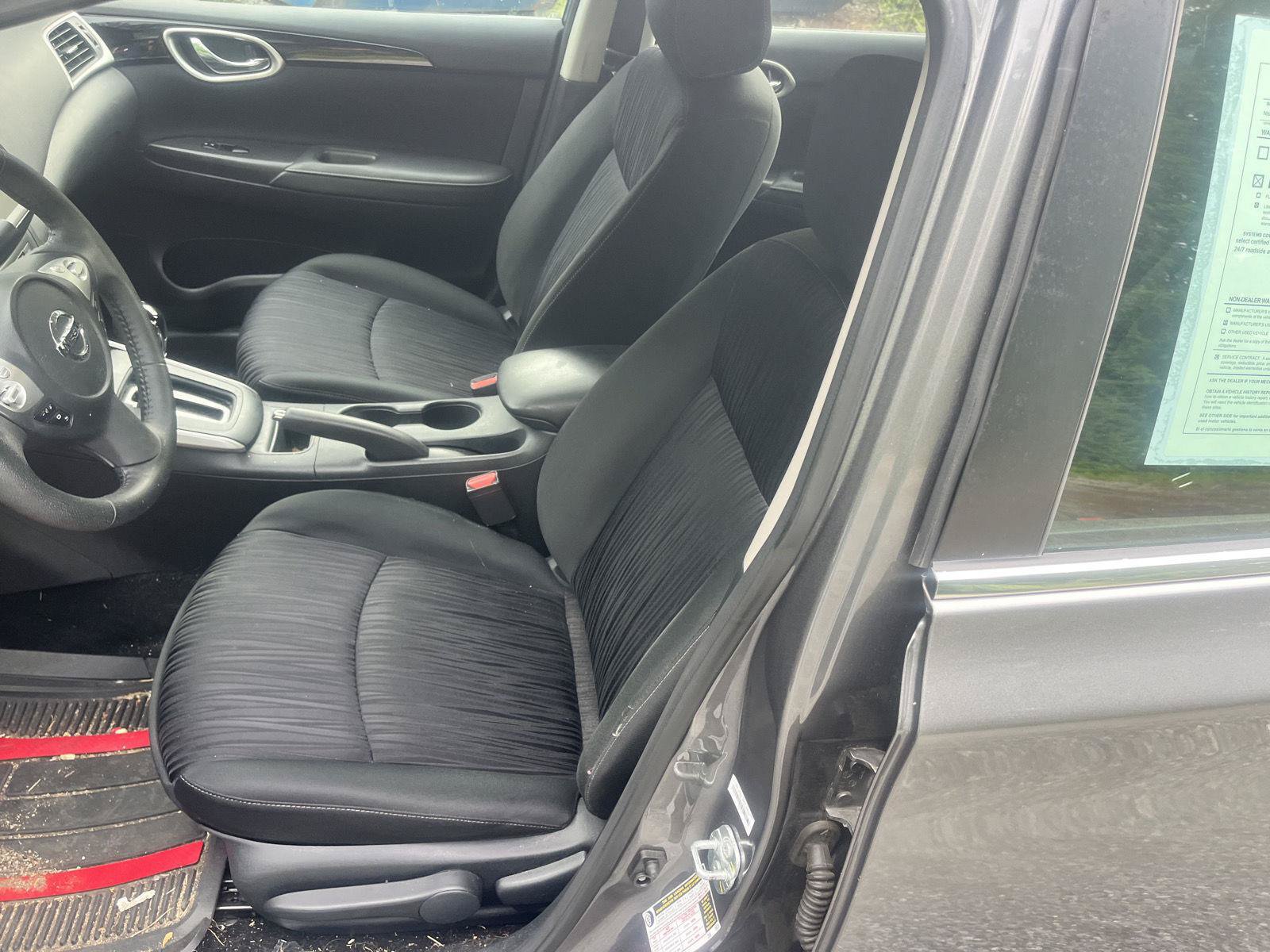 Used 2019 Nissan Sentra SV FWD image 11