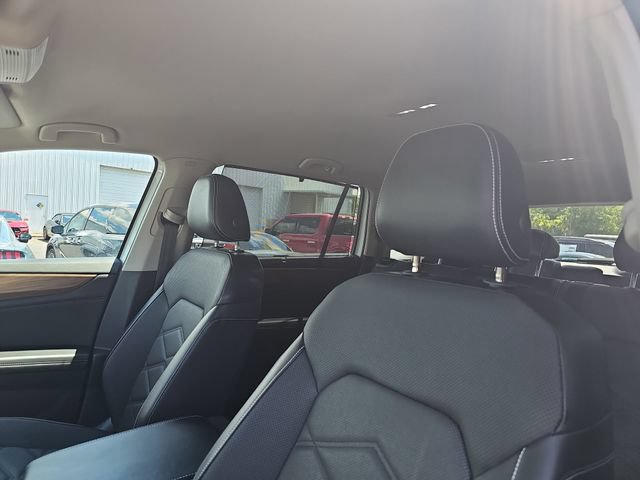 Used 2024 Volkswagen Atlas SE FWD image 16