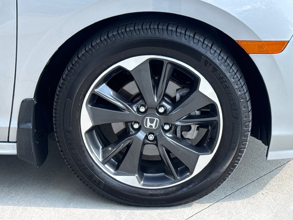 Used 2022 Honda Odyssey Elite image 11