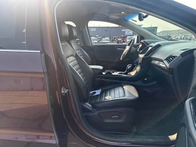 Used 2018 Ford Edge SEL w/ Equipment Group 201A AWD/4WD image 18