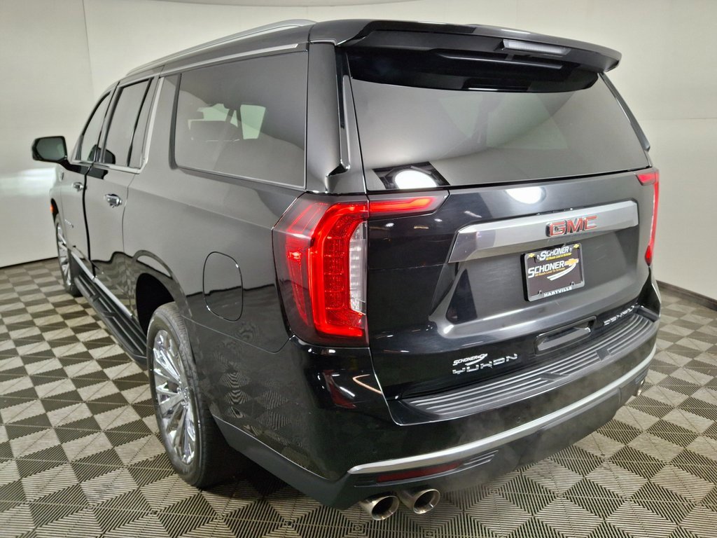 Used 2023 GMC Yukon XL Denali image 3