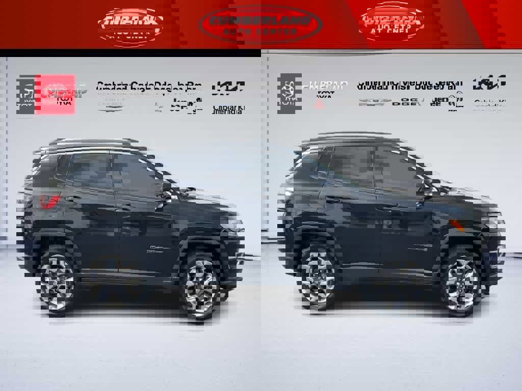 Used 2018 Jeep Compass Limited w/ Navigation Group image 9