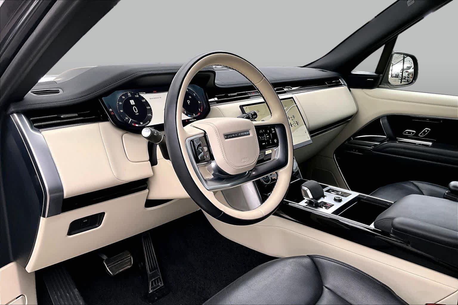 Used 2023 Land Rover Range Rover SE AWD/4WD image 18