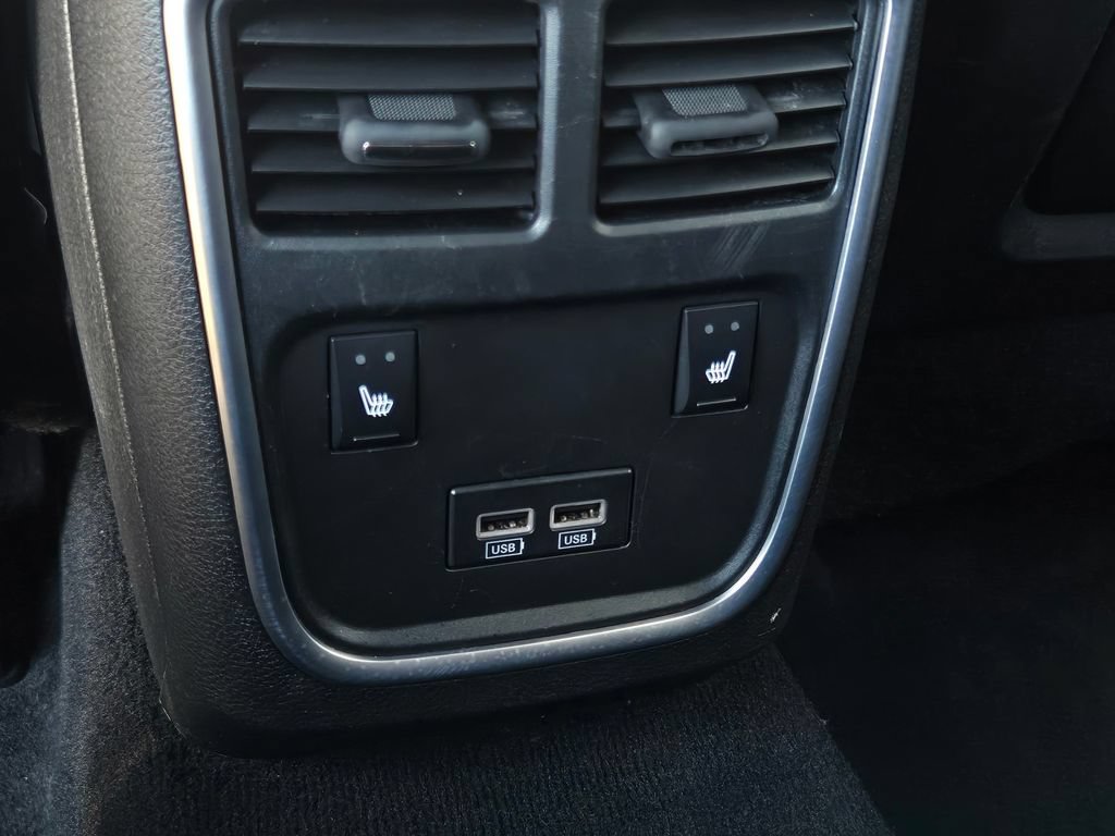 Used 2022 Dodge Charger R/T w/ Plus Group RWD image 16