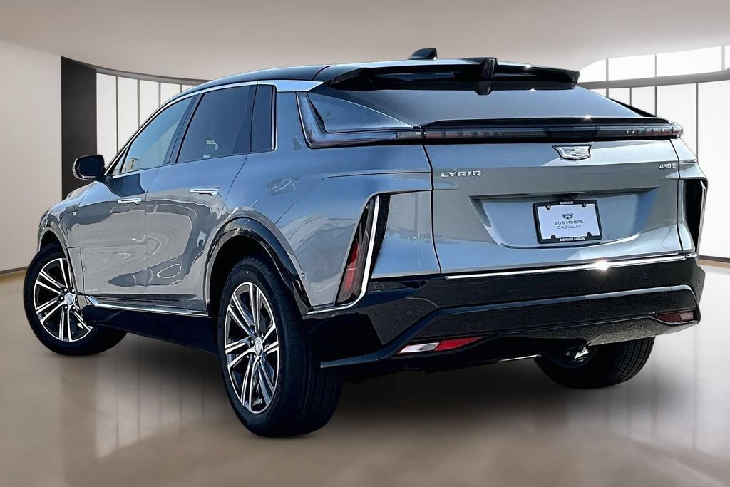 New 2026 Cadillac Lyriq Luxury RWD image 3