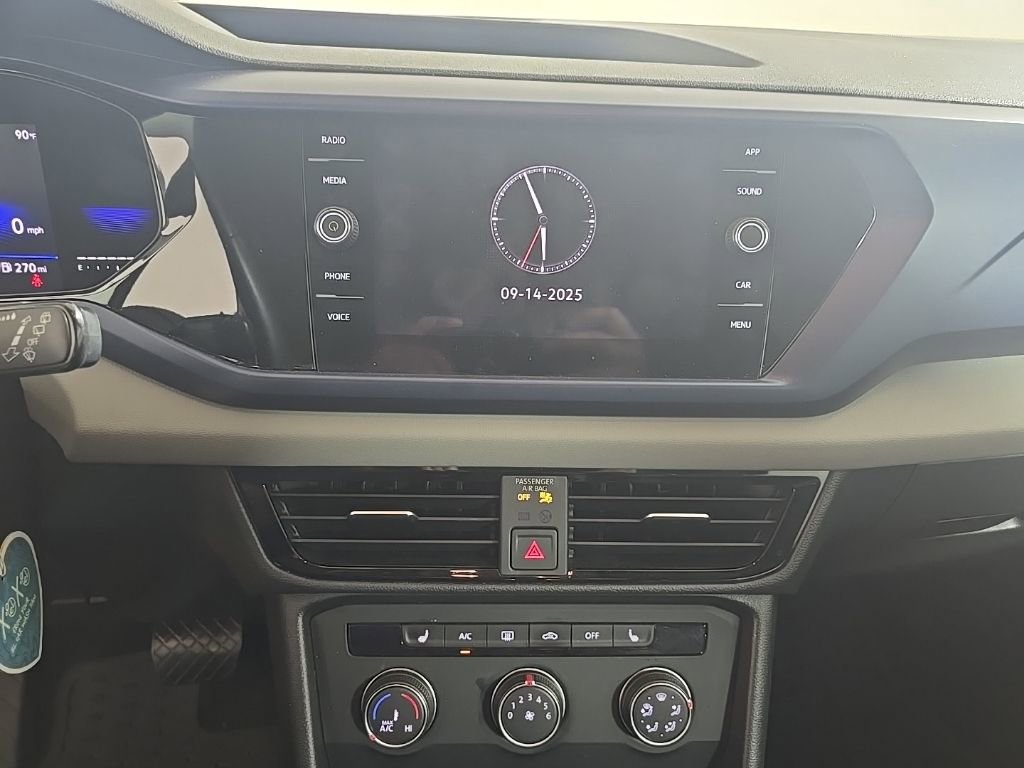 Used 2022 Volkswagen Taos SE image 8
