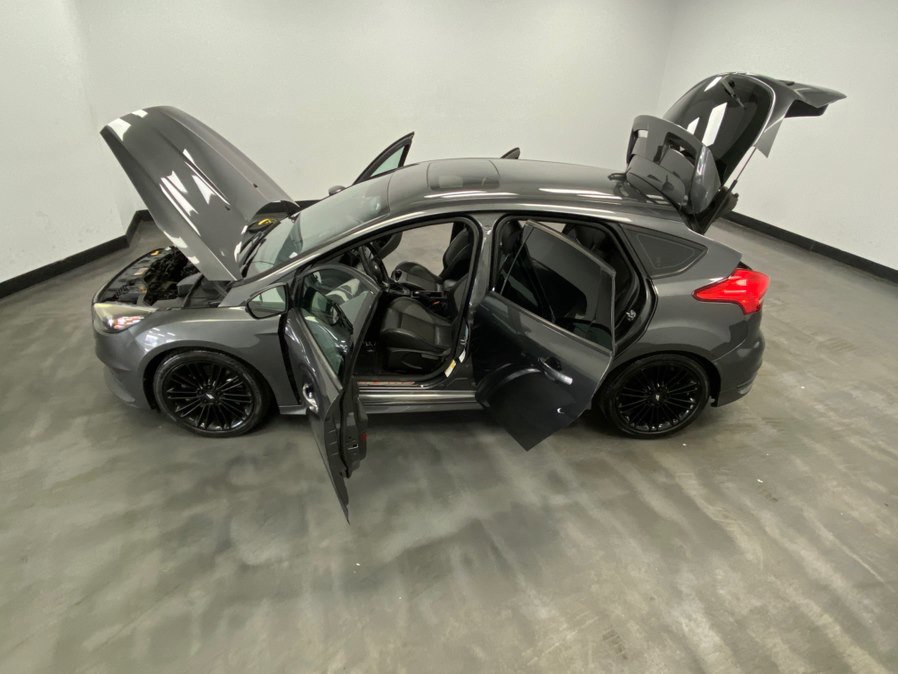 Used 2017 Ford Focus ST w/ Equipment Group 401A image 49