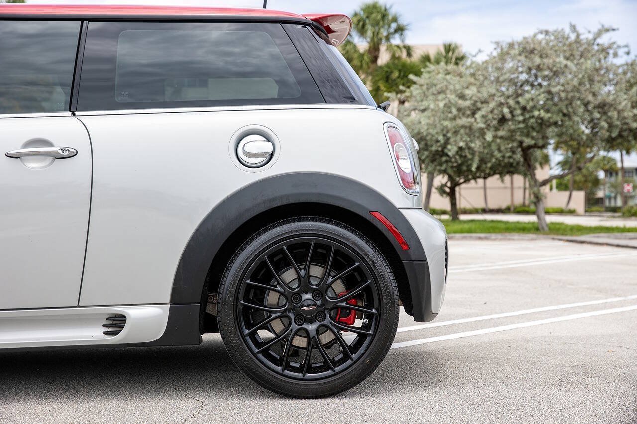 Used 2012 MINI Cooper John Cooper Works w/ Technology Pkg FWD image 12