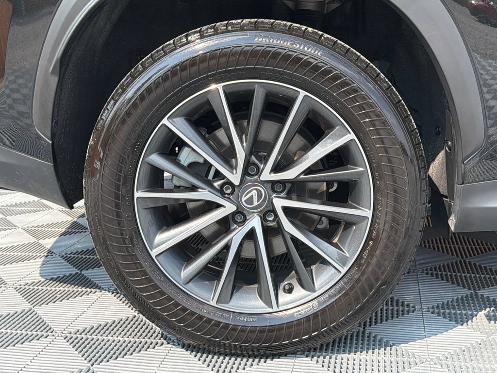 Used 2025 Lexus NX 250 FWD w/ Towing Package (2000 Lbs) image 21