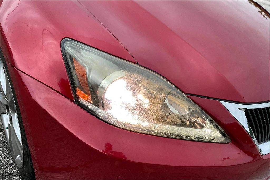 Used 2013 Lexus IS 250C w/ Luxury Pkg RWD image 23