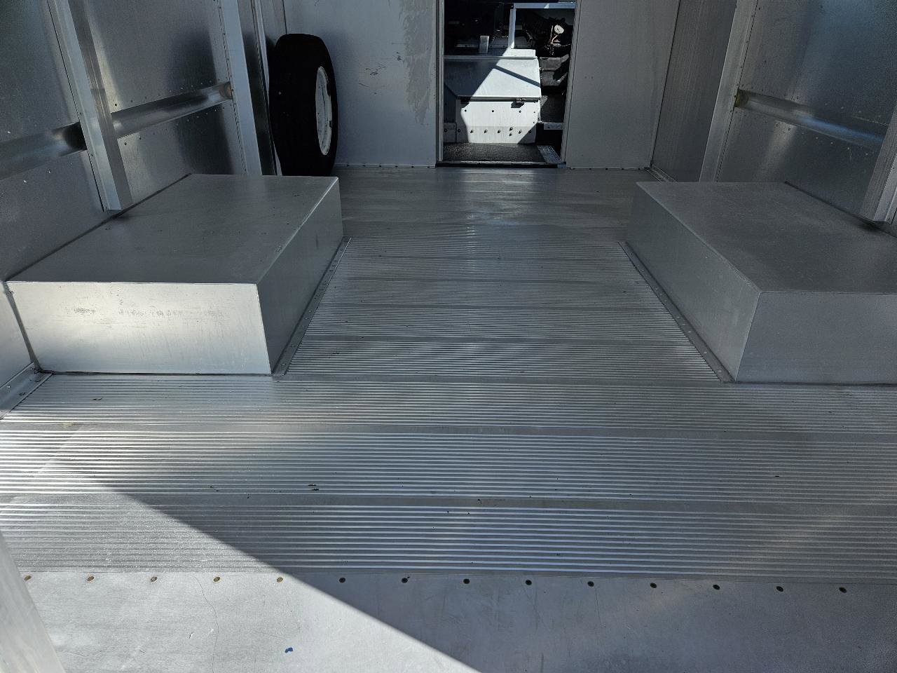 Used 2013 Ford E-350 and Econoline 350 Super Duty w/ Air Conditioning Prep Pkg image 19