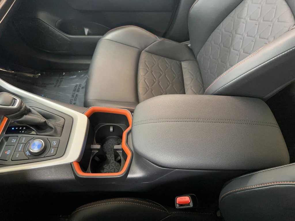 Used 2024 Toyota RAV4 Adventure image 28