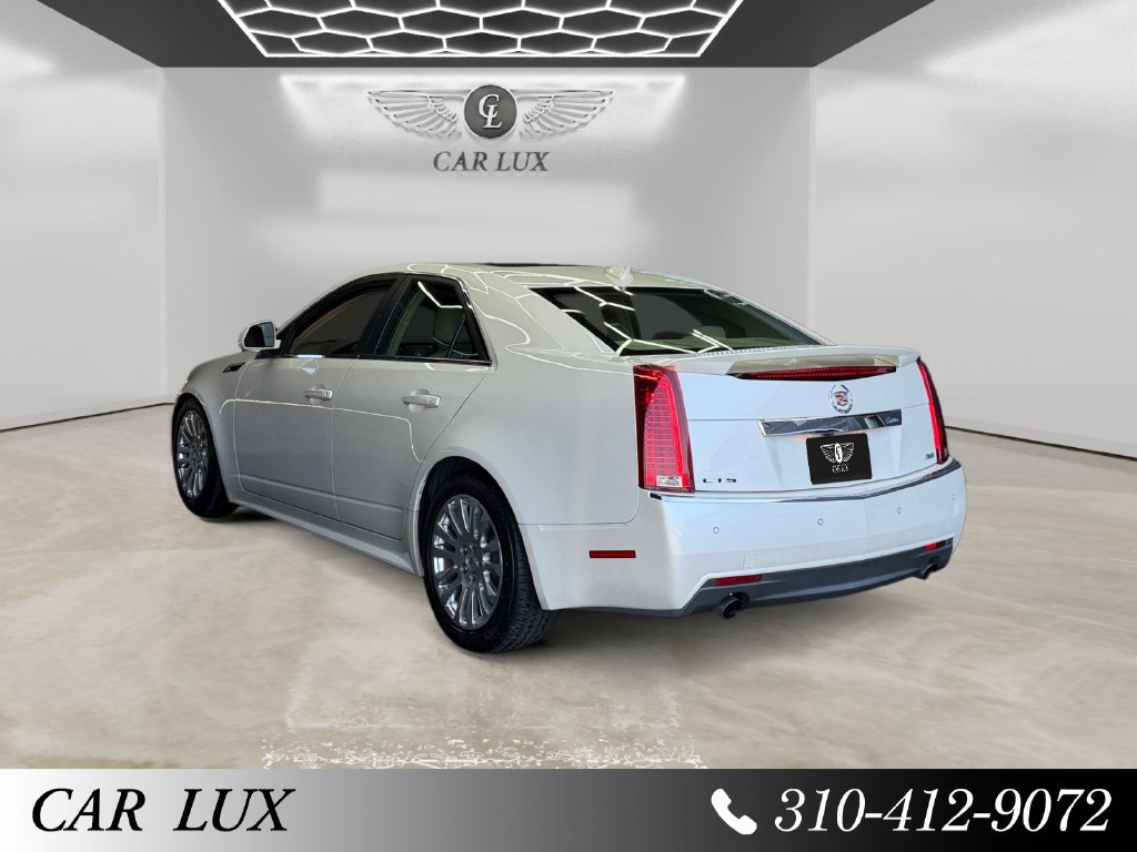 Used 2011 Cadillac CTS Premium RWD image 3