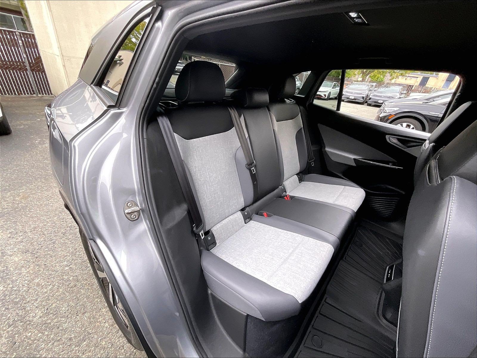 Certified 2023 Volkswagen ID.4 2WD image 25