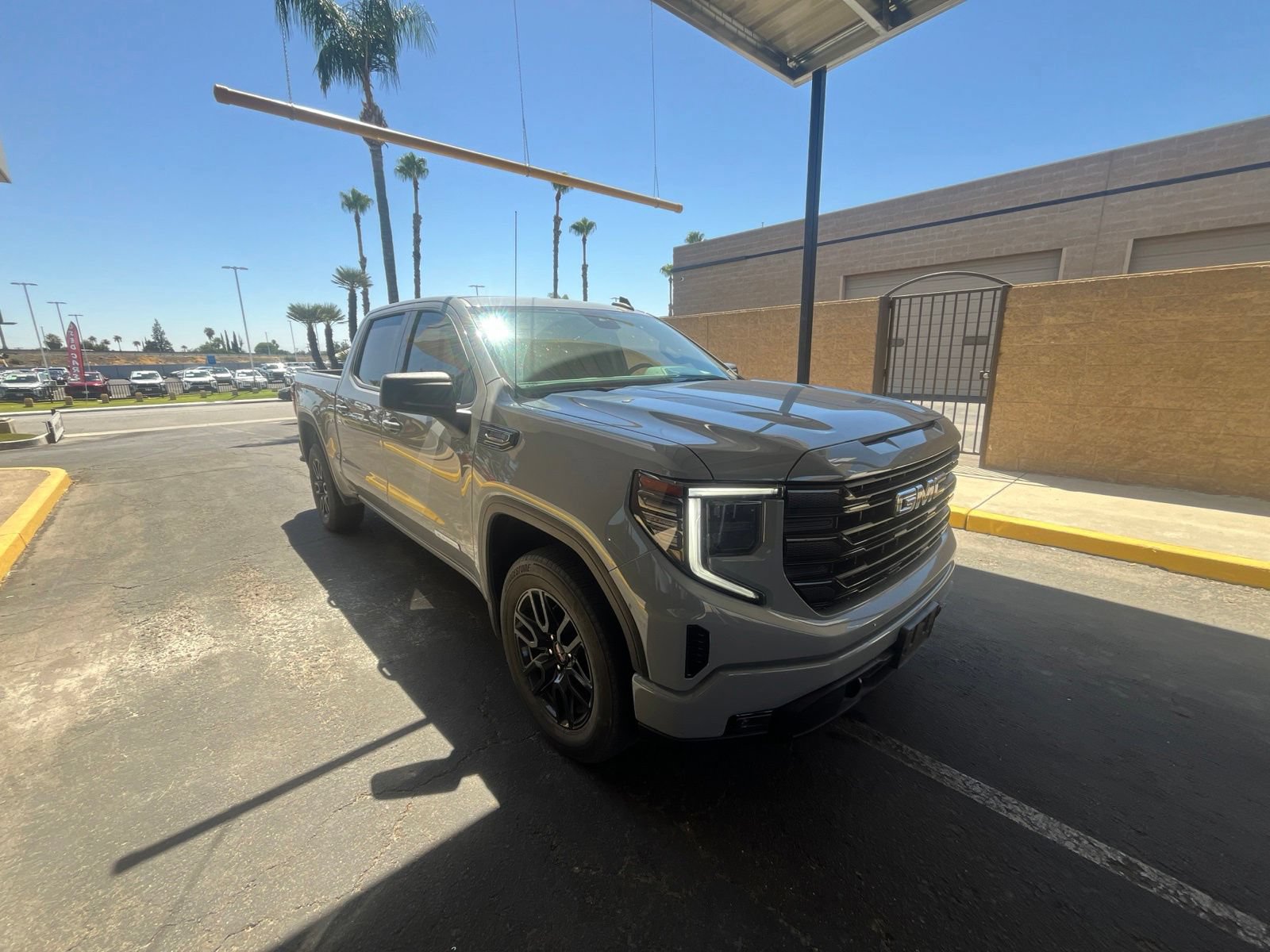 Used 2024 GMC Sierra 1500 Elevation RWD image 3
