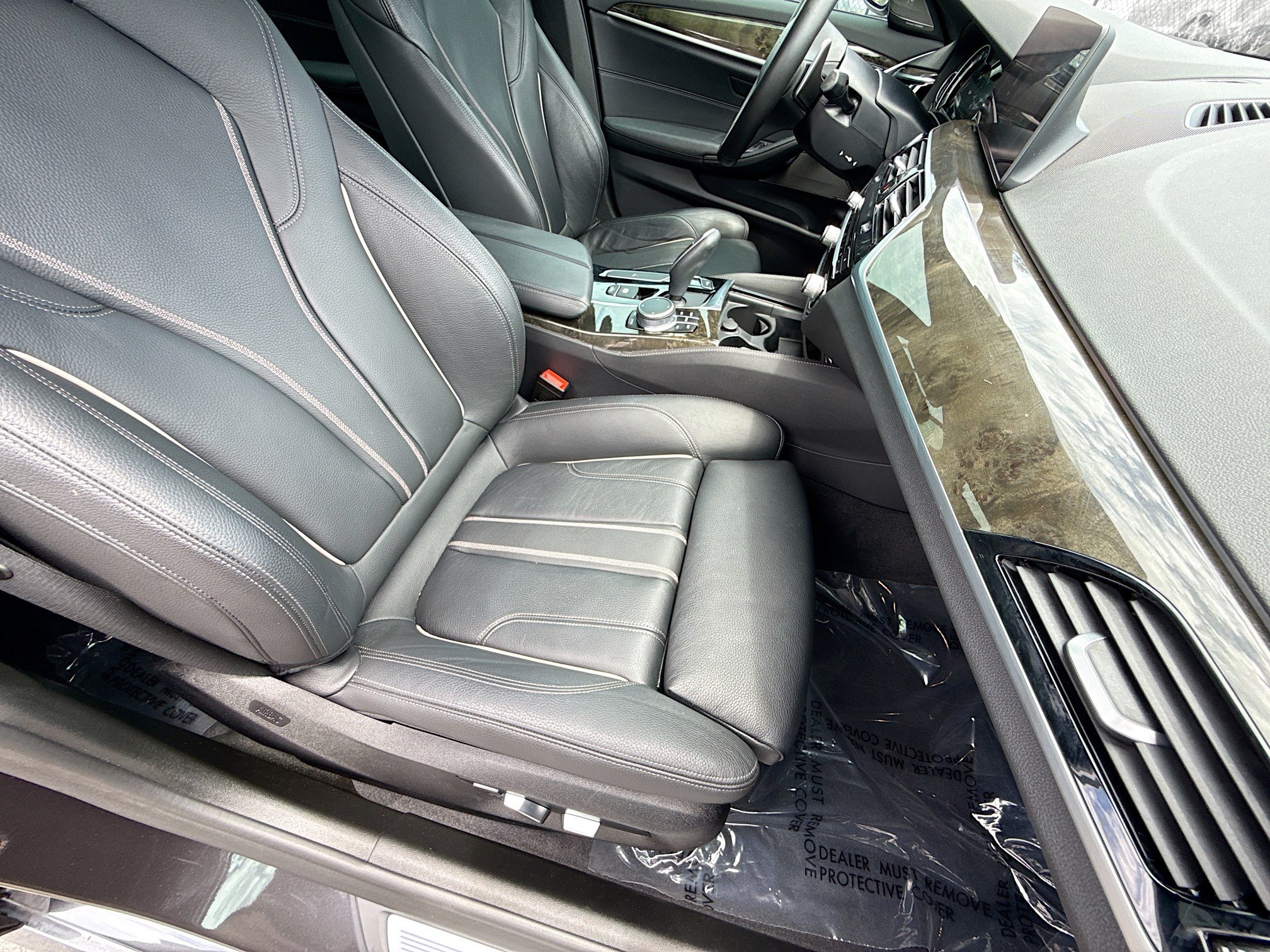 Used 2019 BMW 530i w/ M Sport Package RWD image 15