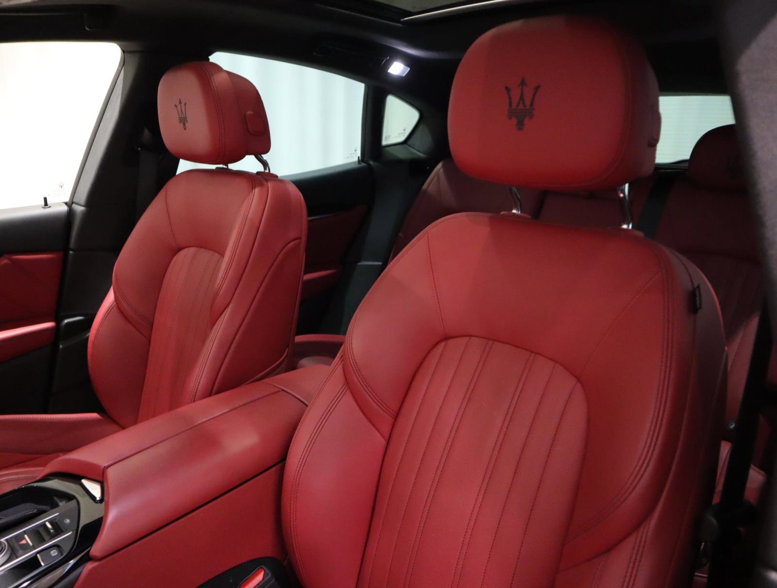 Used 2022 Maserati Levante Modena image 24