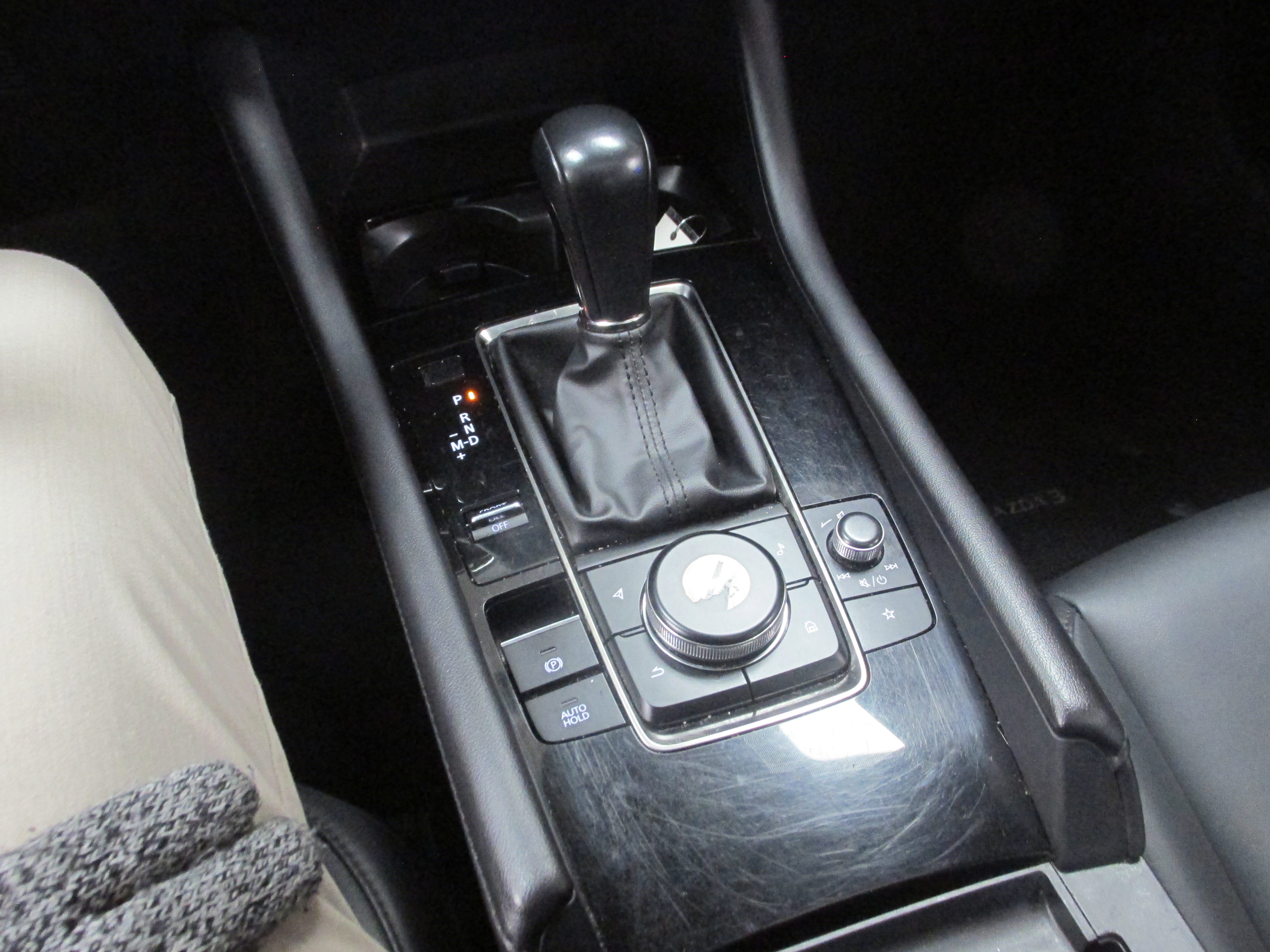 Used 2024 MAZDA MAZDA3 s FWD image 37